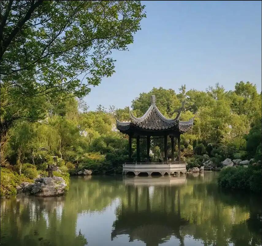 上海长宁骤变餐饮有限公司